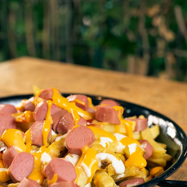 Hamburguesería Crónicass salchipapas